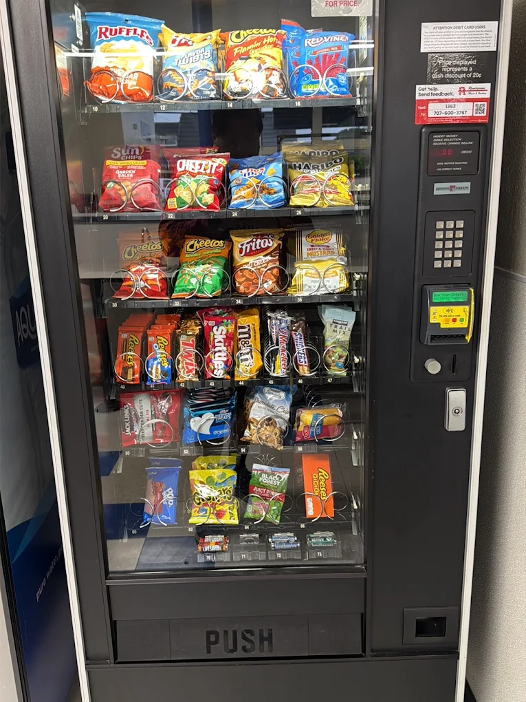 Speedy Suds Vending 2